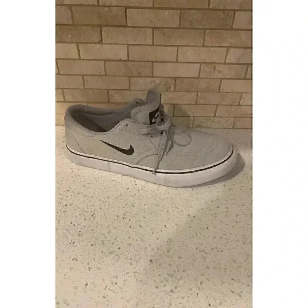 Nike‎ sb